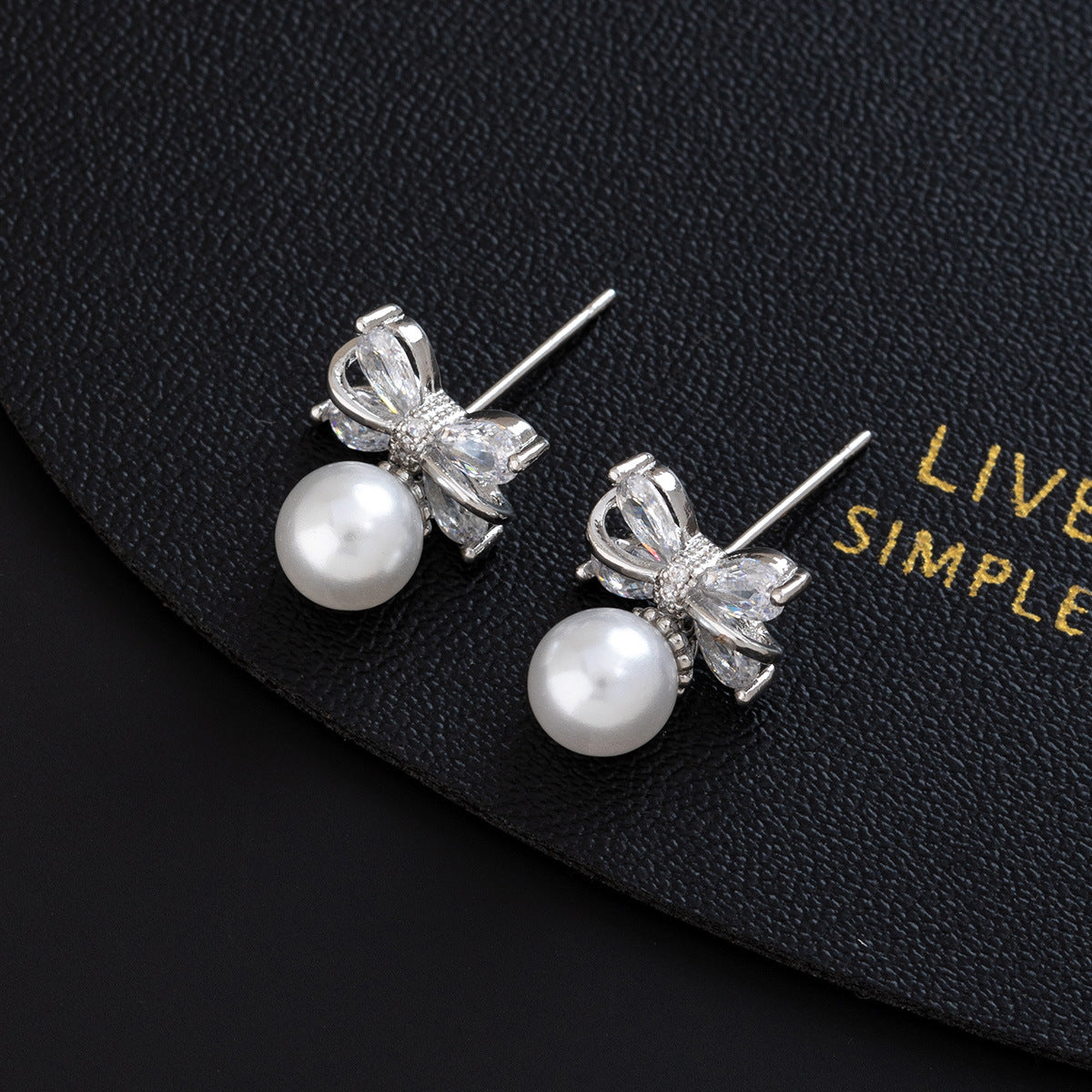 Wholesale Fashion Bow Pearl Earrings For Women Gold Plated French Style Sweet Design Party Wear Jewelry Accessory
