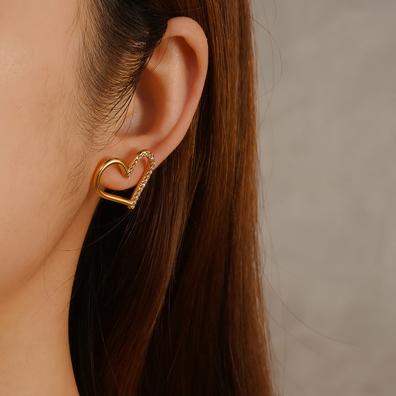 Wholesale Stainless steel Heart-Shaped Diamond Stud Earrings