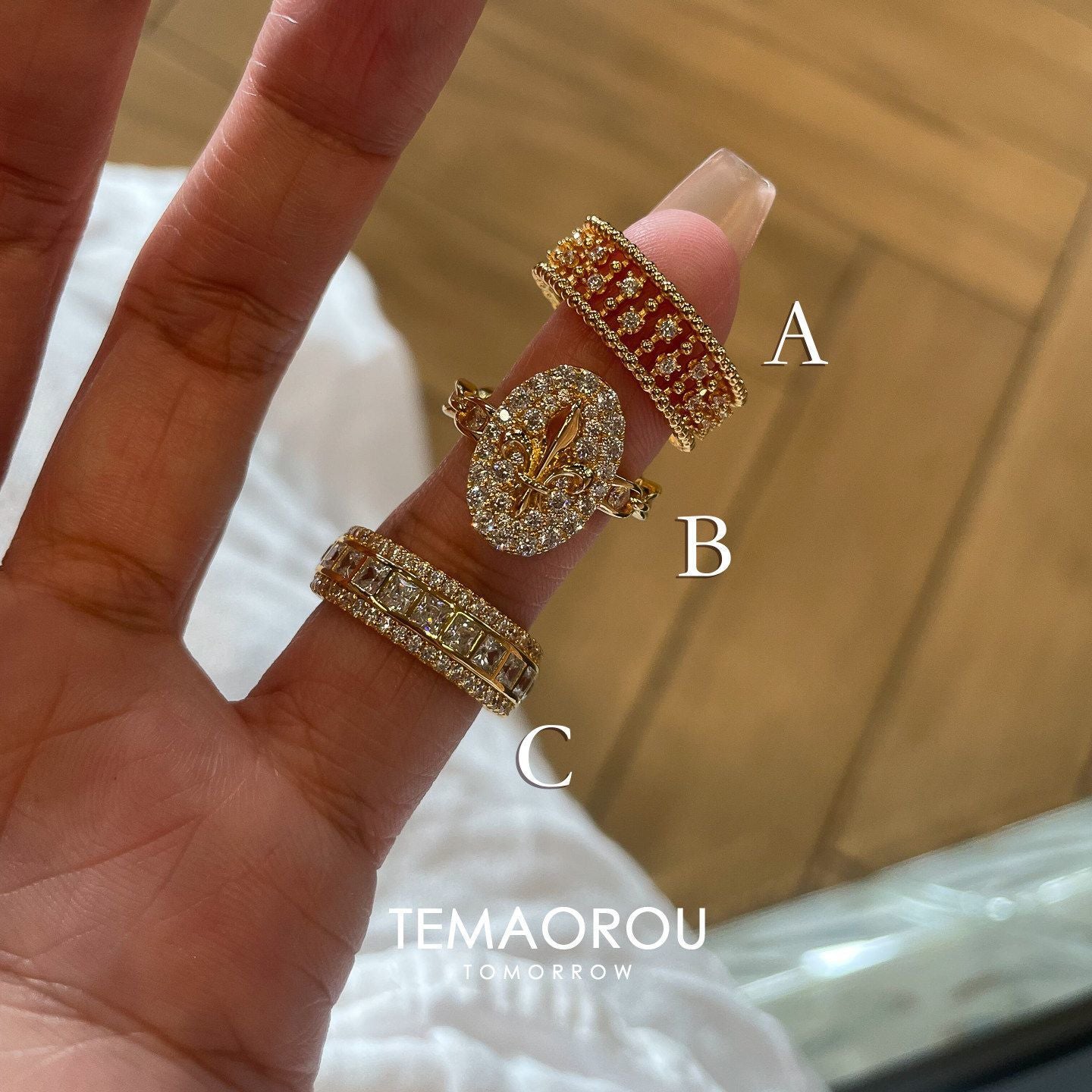 Wholesale Vintage Layered Gold-Plated Fashion Ring,  Retro Palace Style Jewelry Accessory for Everyday Wear
