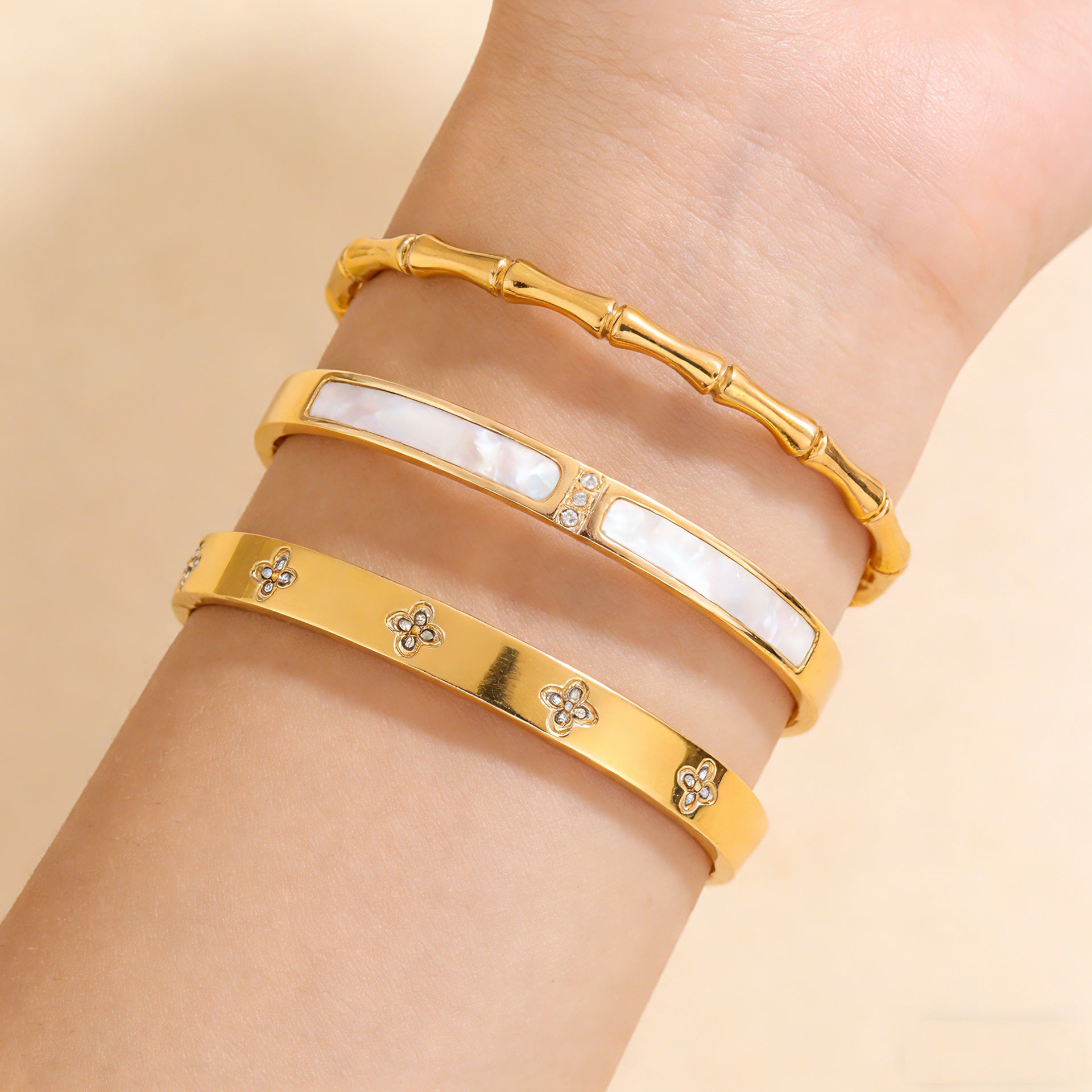 Wholesale Stainless Steel White Mother-of-Pearl Bamboo Cuff Bracelet Gold Plated Fashion Jewelry Accessory Gift