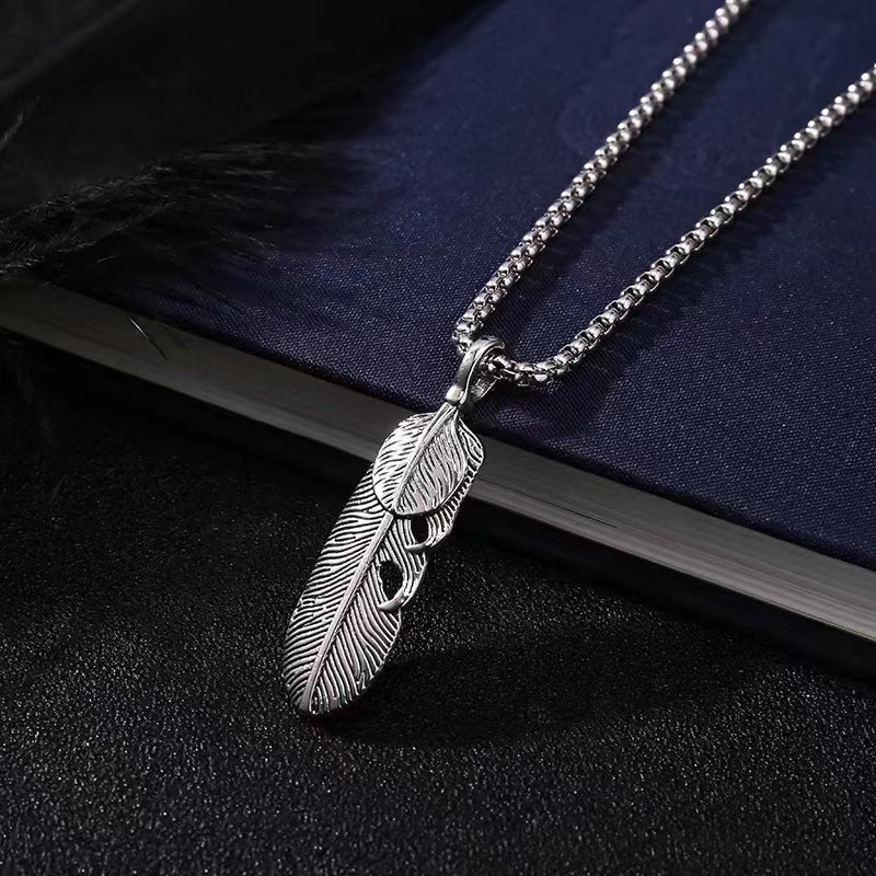 Wholesale Turquoise Eagle Claw Alloy Vintage Maple Leaf Pendant Sweater Chain Long Necklace Titanium Steel ACC-NE-BYJY011