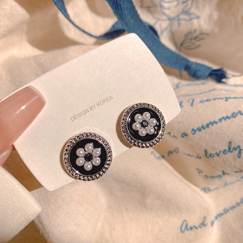 Wholesale Black Camellia Pearl Earrings