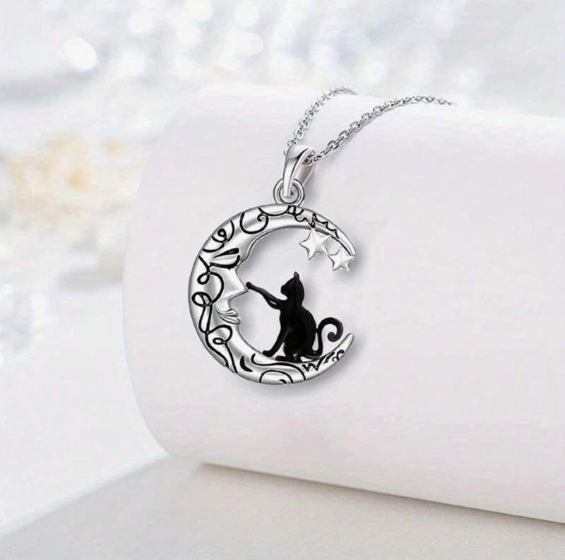 Wholesale  Moon Cat Pendant  Fashion Creative  Necklace