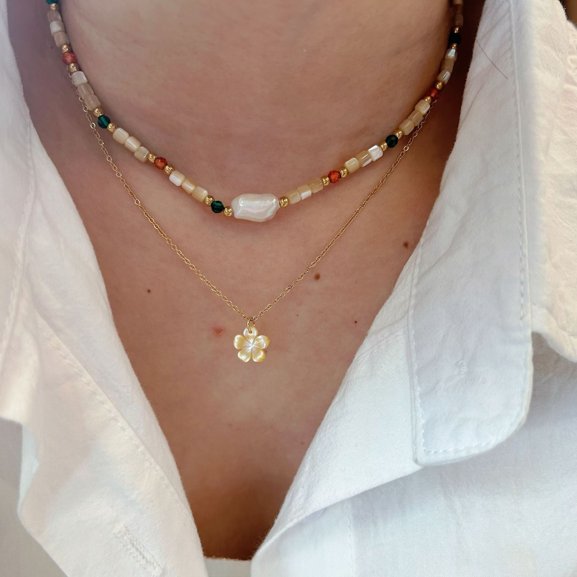 Wholesale Stainless steel natural stone beaded necklace shell handmade chain