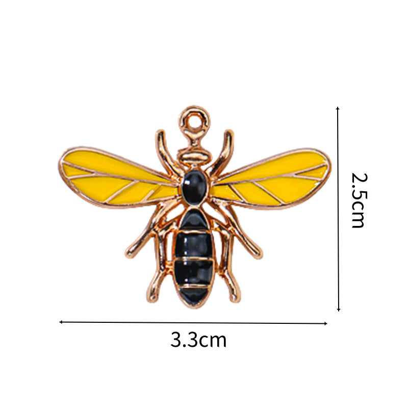 Wholesale 10pcs/pack  Alloy Oil Dripping Cartoon Bee Animal DIY Earrings Keychain Pendant Jewelry Accessories Bag Pendant