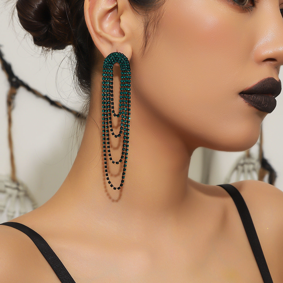 Wholesale  Luxury Shiny Rhinestone Long Earrings