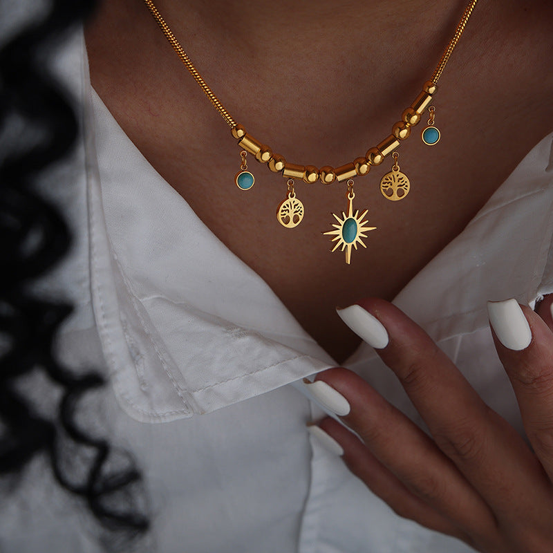 Wholesale Retro Sunflower Turquoise Pendant Necklace Chic Jewelry Accessory Gift Boutique