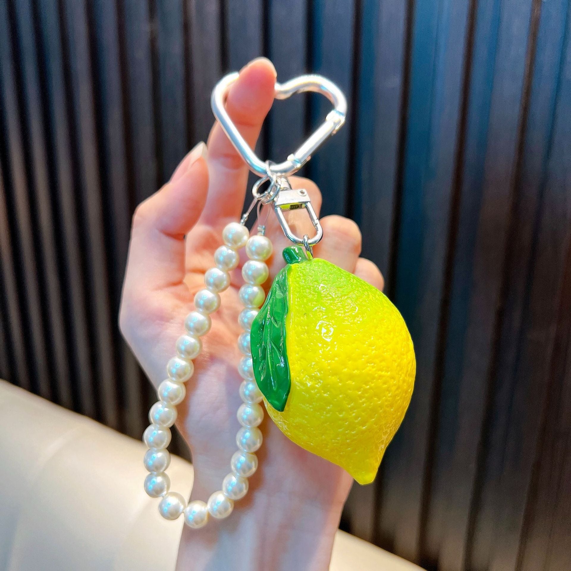 Wholesale Trendy Resin Bead Keychain Keyring Charm for Car Key Bag Decor