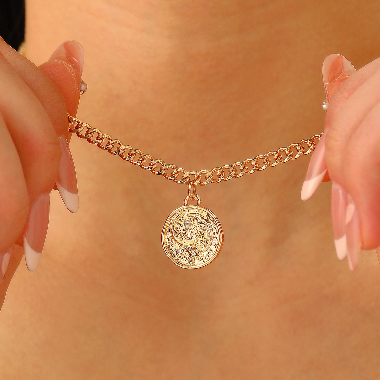 Wholesale  Sunflower Pendant Necklace