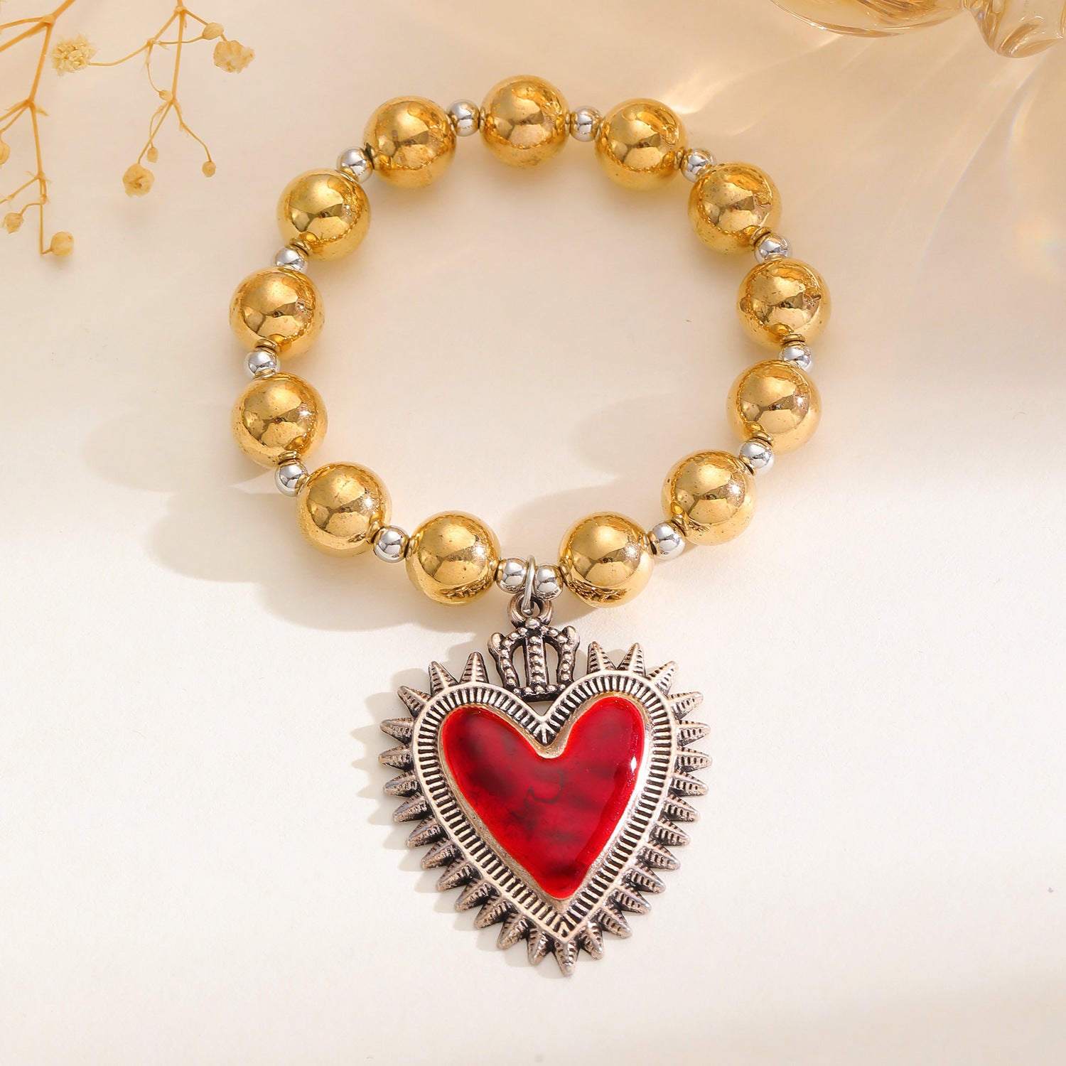 Wholesale Retro Religious Sacred Heart Pendant Necklace Heart Shape Alloy Electroplated Design Trendy Jewelry Gift For Women Boutique Resale
