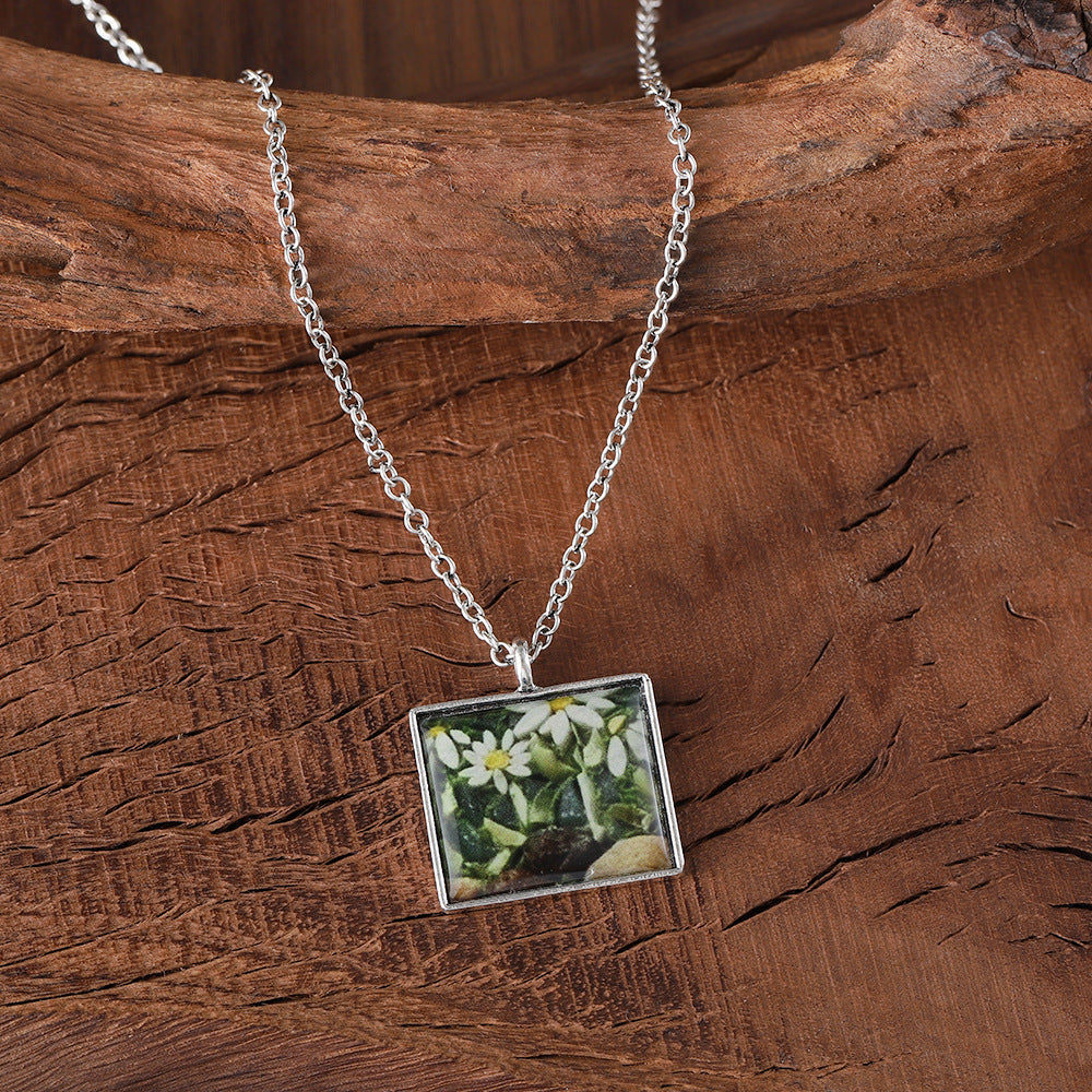 Wholesale Bohemian Fresh Flower Pendant Necklace