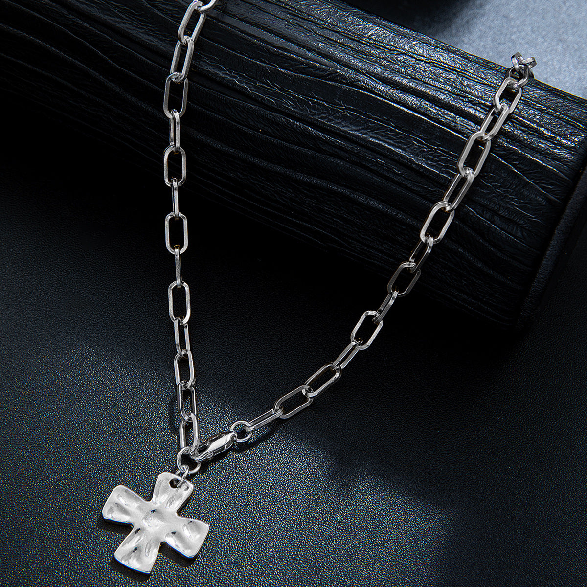 Wholesale minimalist  cross pendant paperclip chain adjustable necklace