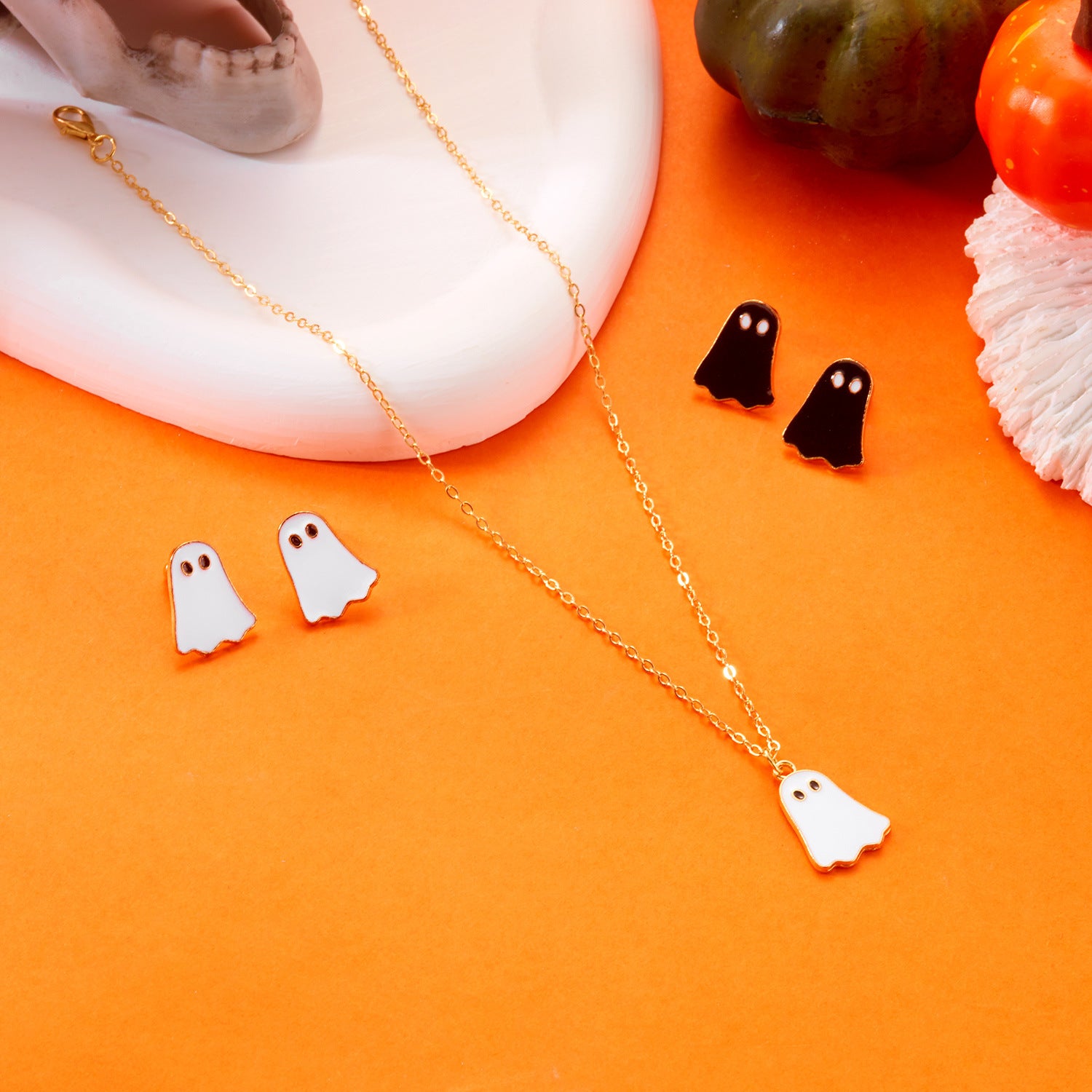 Wholesale Halloween Three-Dimensional Dripping Blood Heart Necklace Earrings Set