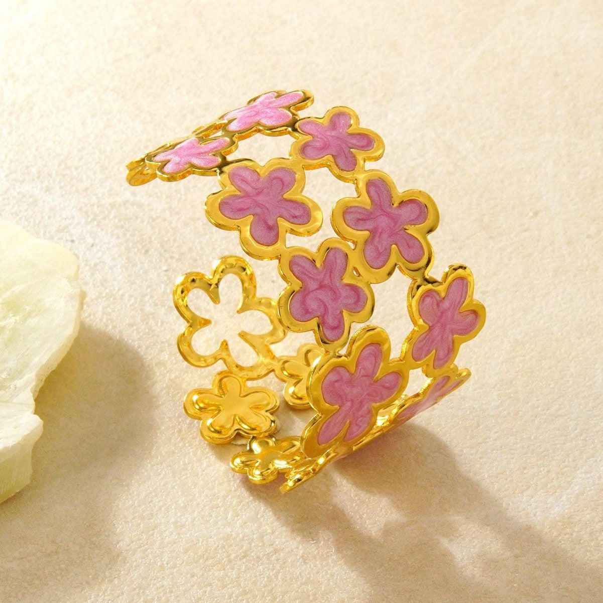 Wholesale Stainless Steel Flower Enamel Open Cuff Bracelet Chic Everyday Jewelry Gift