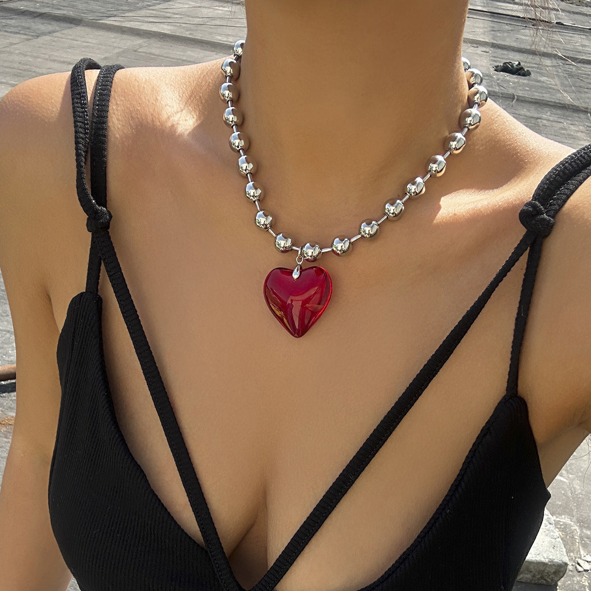 Wholesale Heart-Shaped Choker Necklace Gold Electroplated Glass Pendant Boutique Resale