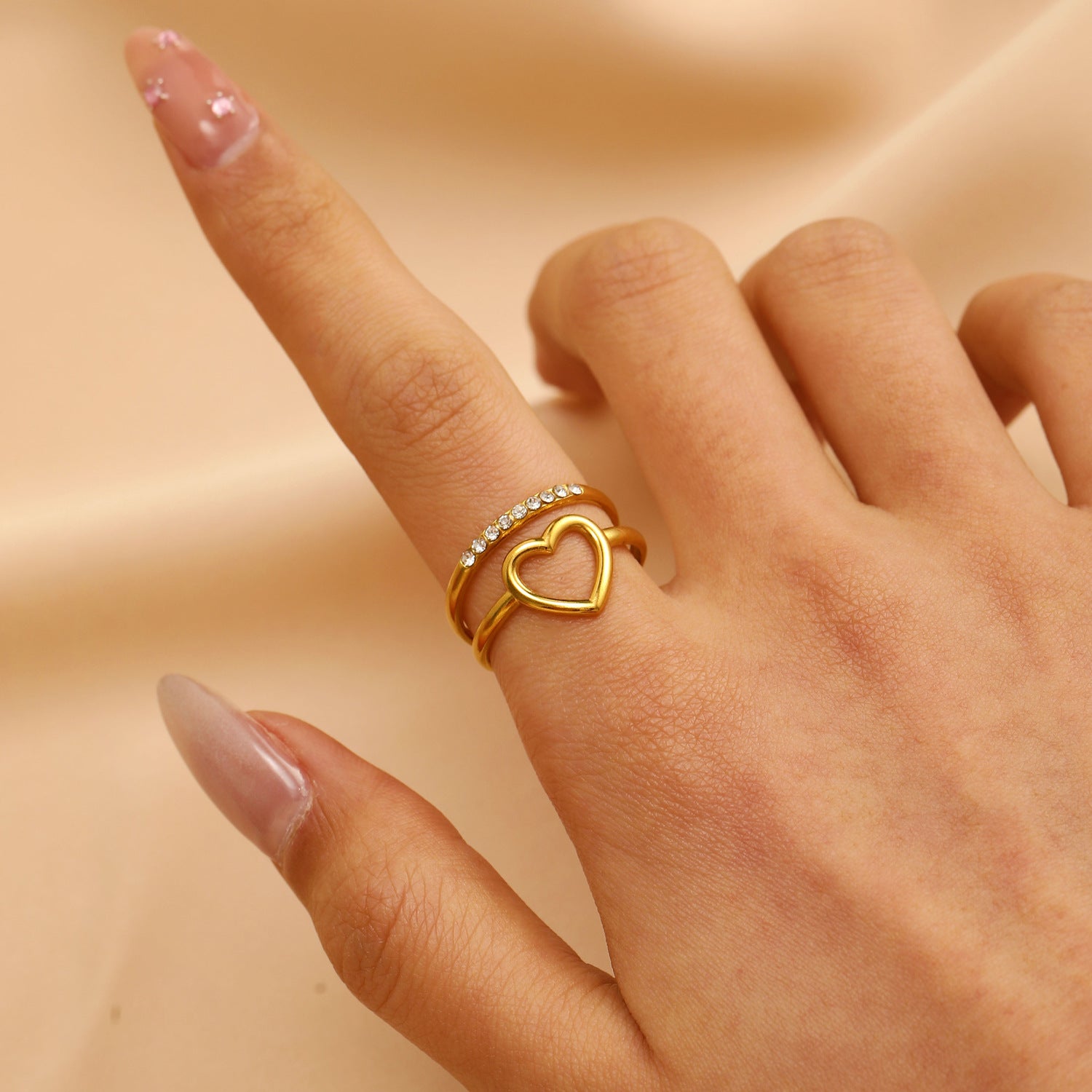Wholesale Gold Tone Stainless Steel Open Heart Ring With Rhinestones Women S Fashion Jewelry Gift Boutique Resale