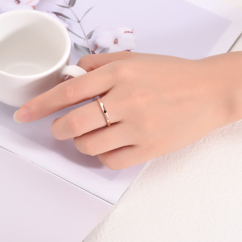 Anello in acciaio al titanio con diamante da 2 mm all'ingrosso