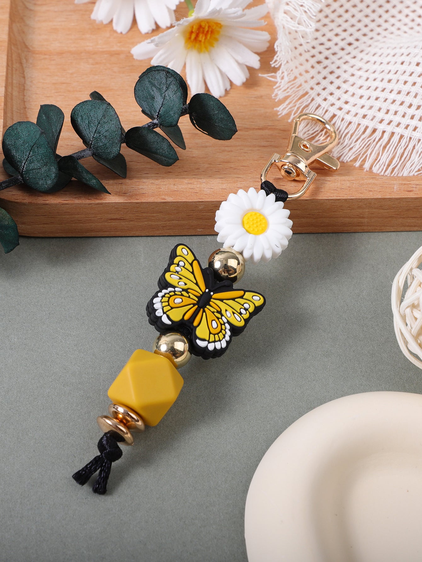 Wholesale Cartoon Colorful Butterfly Daisy Keychain ACC-KC-JiuYa007