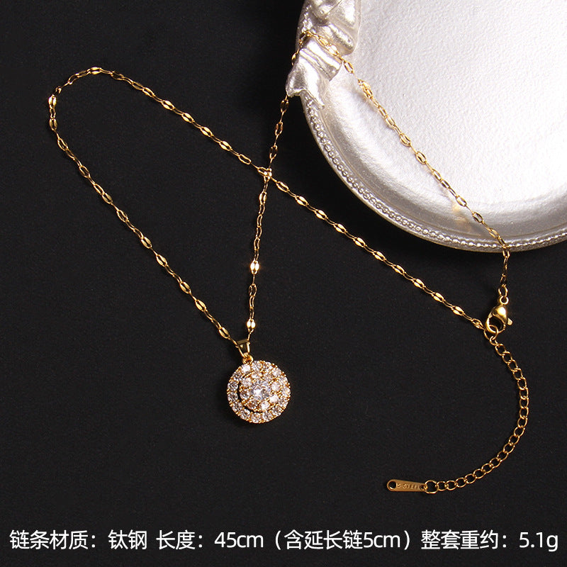 Wholesale Zircon Rotating Four Leaf Clover Flower Pendant Titanium Steel Necklace ACC-NE-Rongc006
