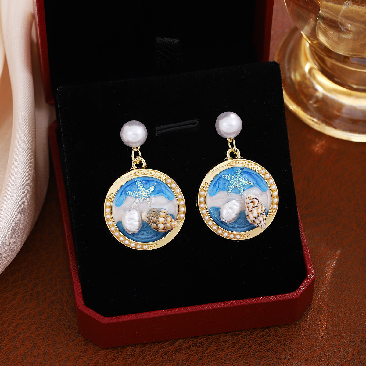 Wholesale Oil Dropping Three-dimensional Conch Pearl Flower Earrings