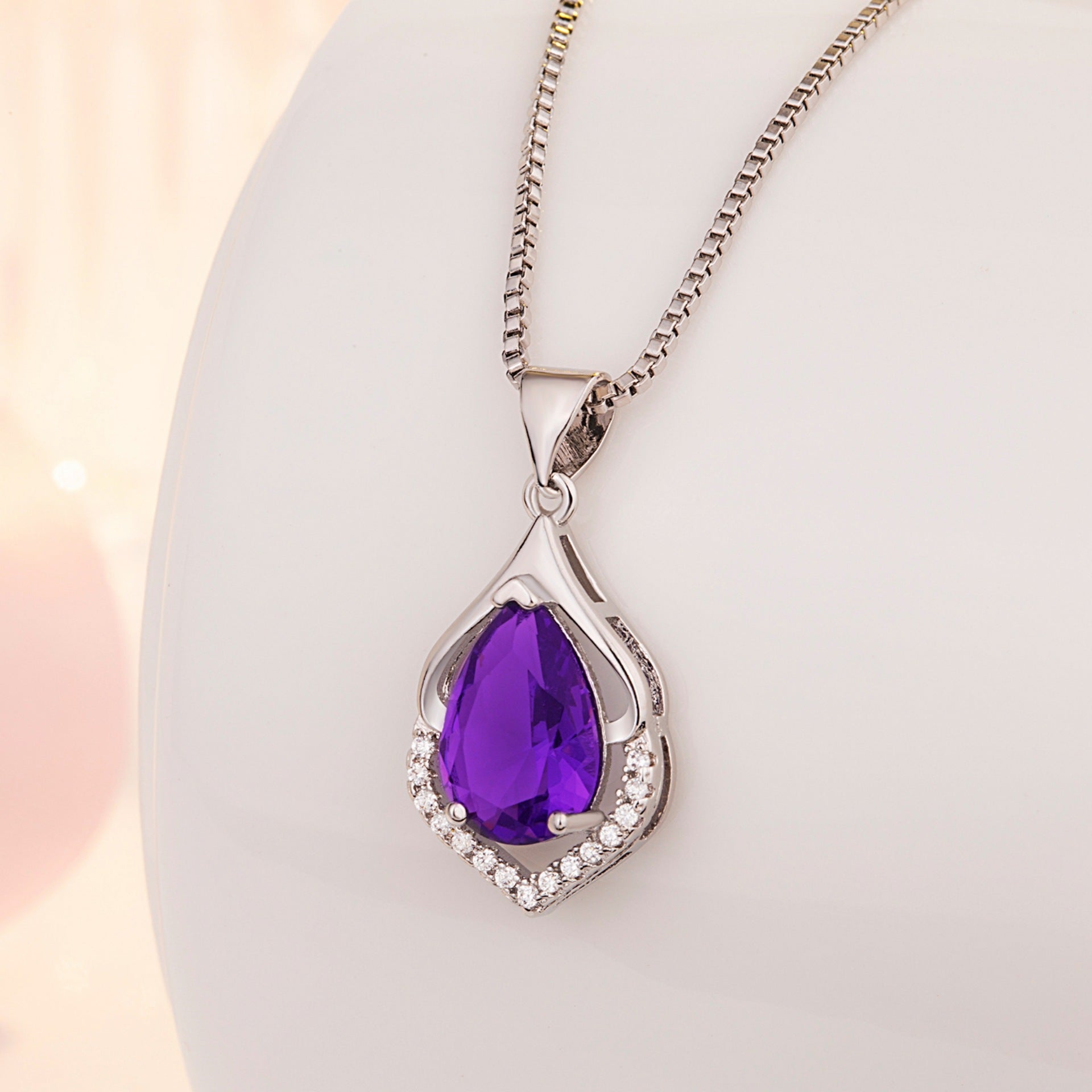 Wholesale  Light Luxury Fashion Jewelry Accessories Glass Crystal Necklace Stacked Wear Jewelry