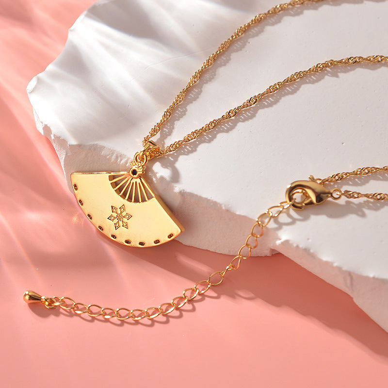 Wholesale Creative retro fan-shaped necklace