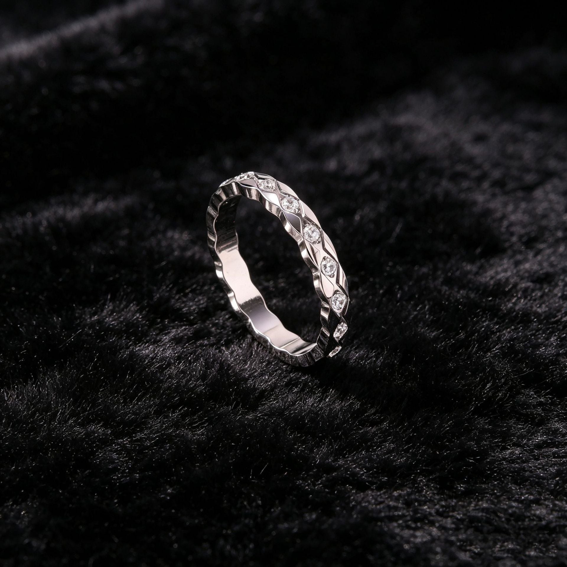 Wholesale Gold Plated Stainless Steel Style Diamond Pattern Ring Jewelry Accessory