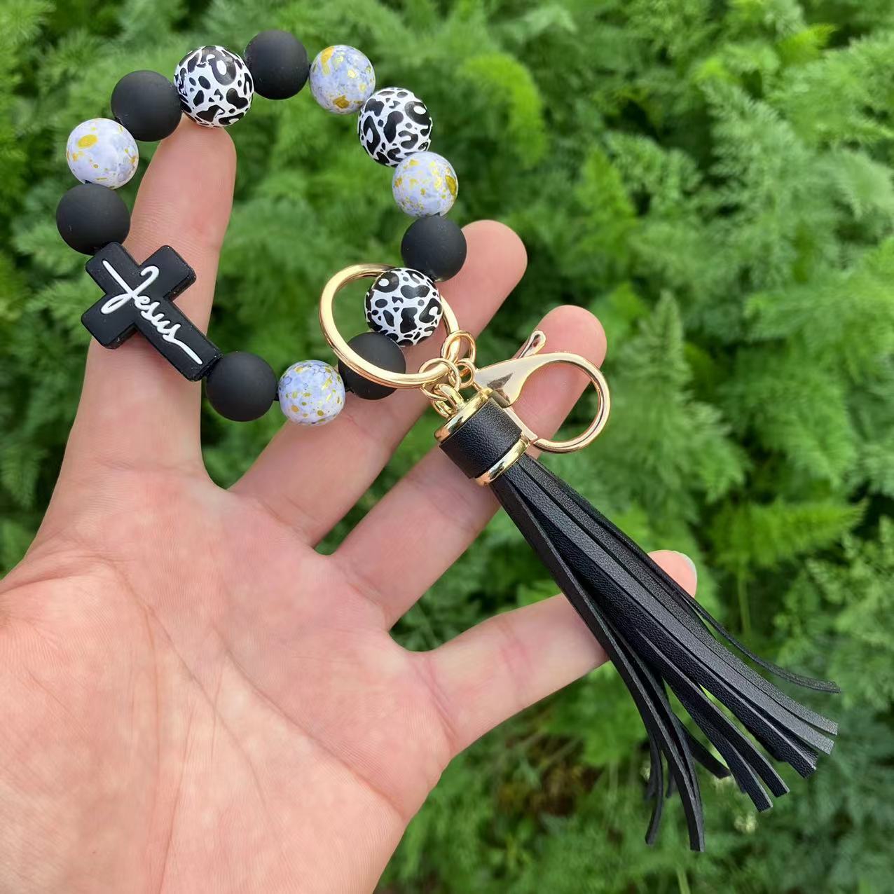 Wholesale Chic Leopard Print Silicone Bead Bracelet Keychain With Cross Tassel Stylish Bag Charm Or Everyday Wear