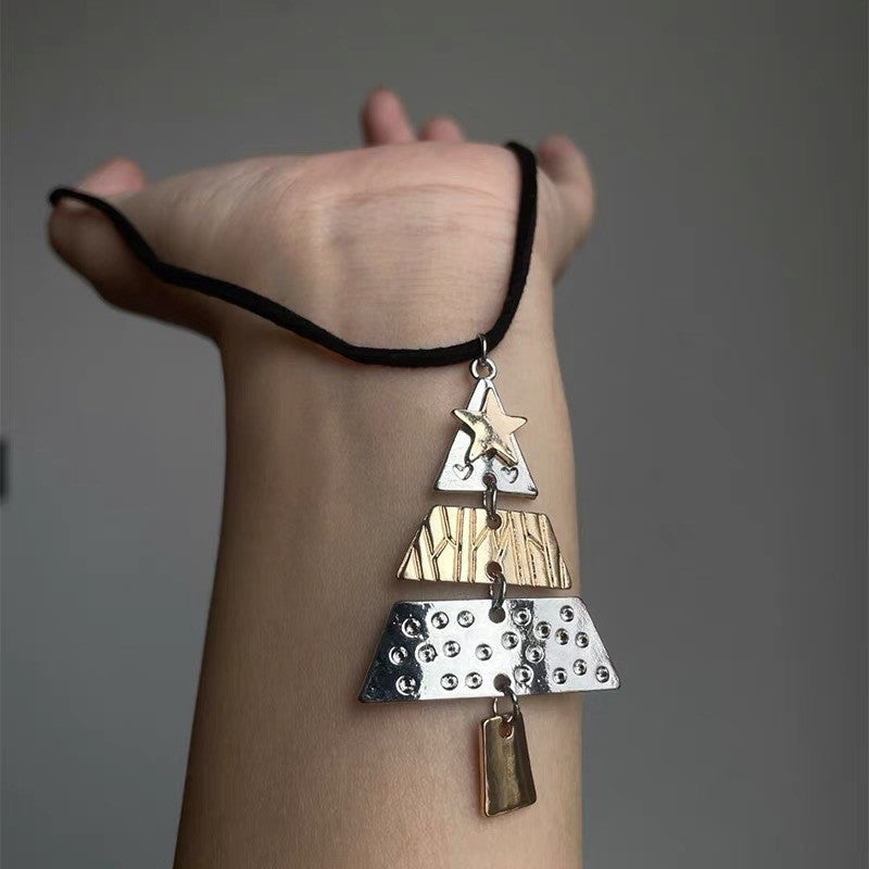 Wholesale Christmas Tree Cute and Sweet Star Necklace