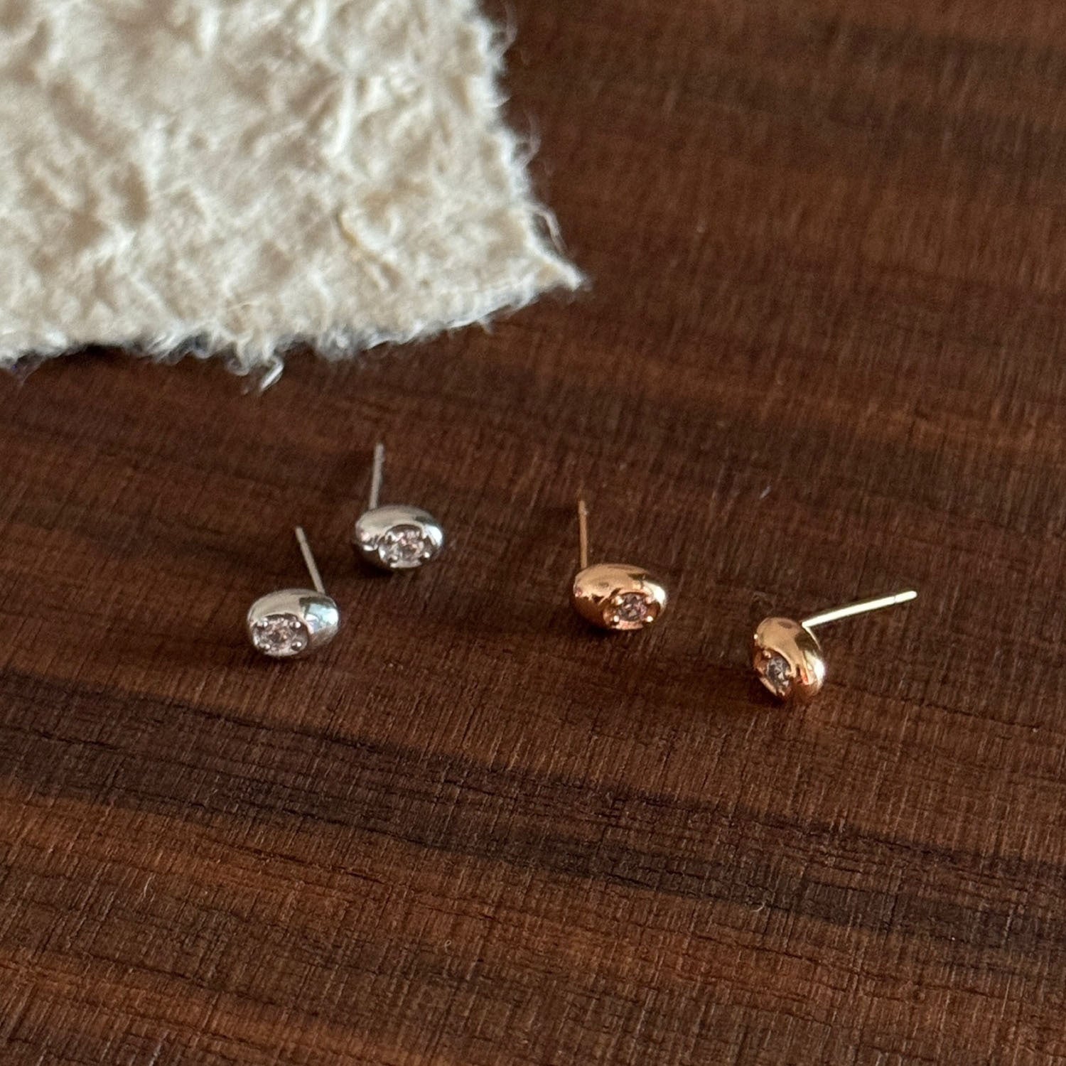 Wholesale Platinum Plated Mini Bean Earrings for Women