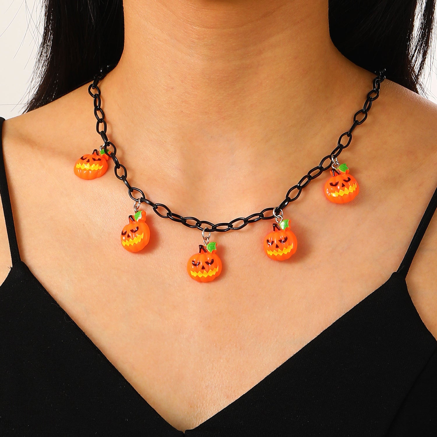 Wholesale Resin  Cartoon Pendant Necklace - Funny Pumpkin Ghost Design,  Fashion Accessory for Party or Boutique Resale