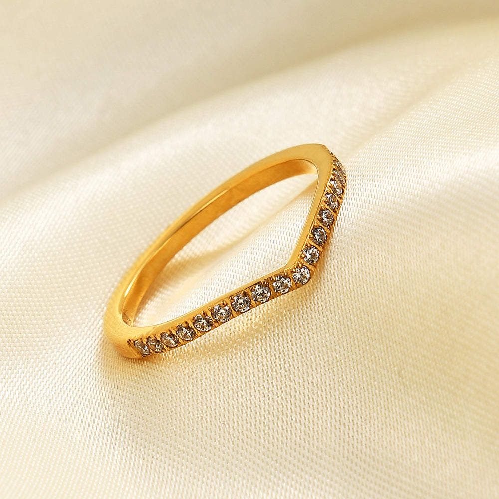 Wholesale Titanium Steel V-Shaped Ring  Row Diamond Ring