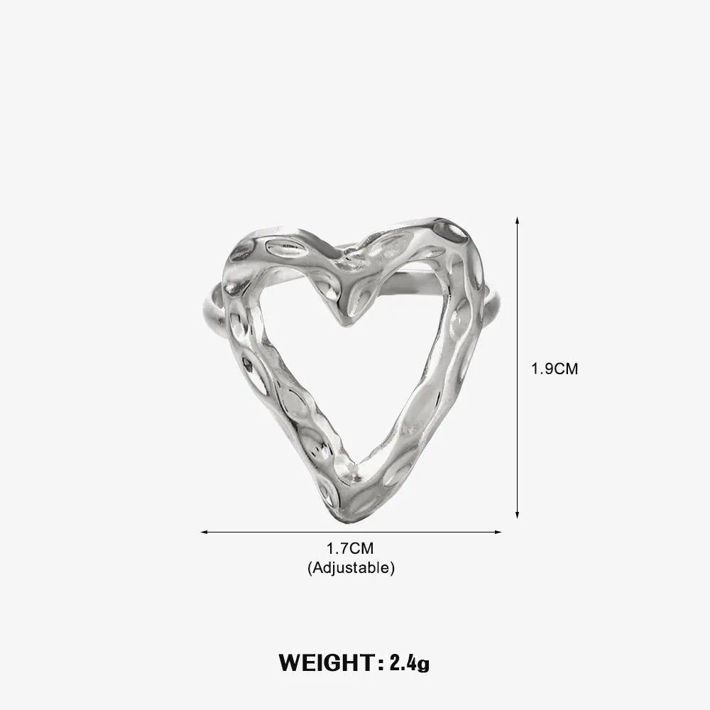 Wholesale Gold Plated Titanium Steel Heart Cut Out Ring Fashion Jewelry Accessory for Everyday Wear