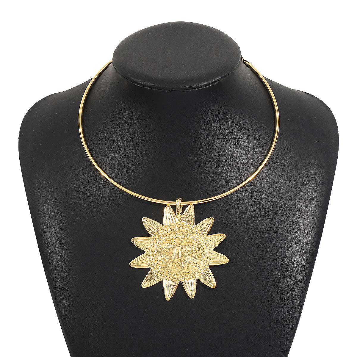 Wholesale  love pendant necklace creative design personality face alloy collar