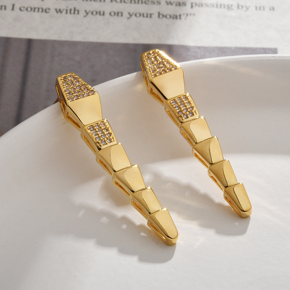 Wholesale Light luxury snake-shaped earrings