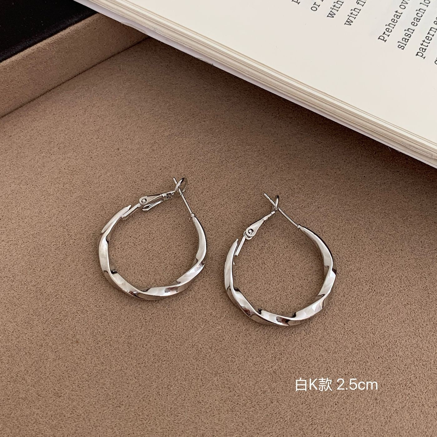 Wholesale Large earrings  suitable silver needle earrings large circle plain earrings