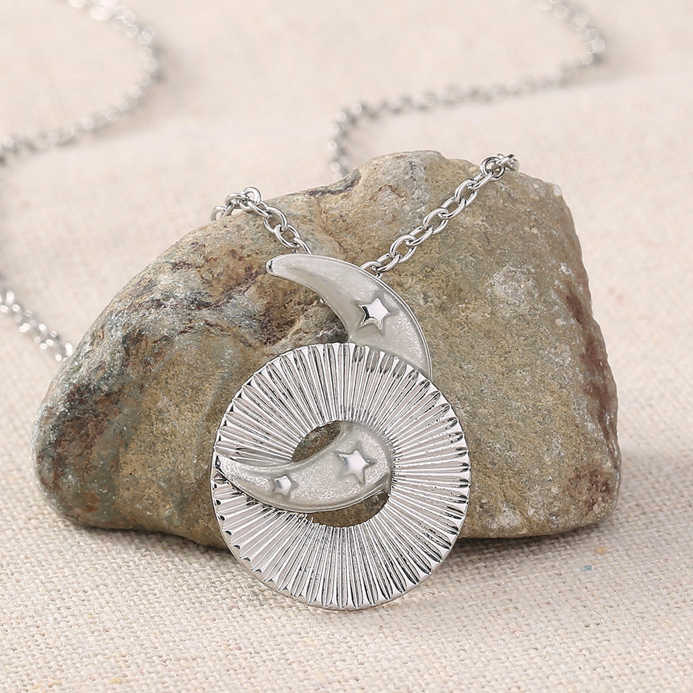 Wholesale star moon oil drop luminous pendant necklace