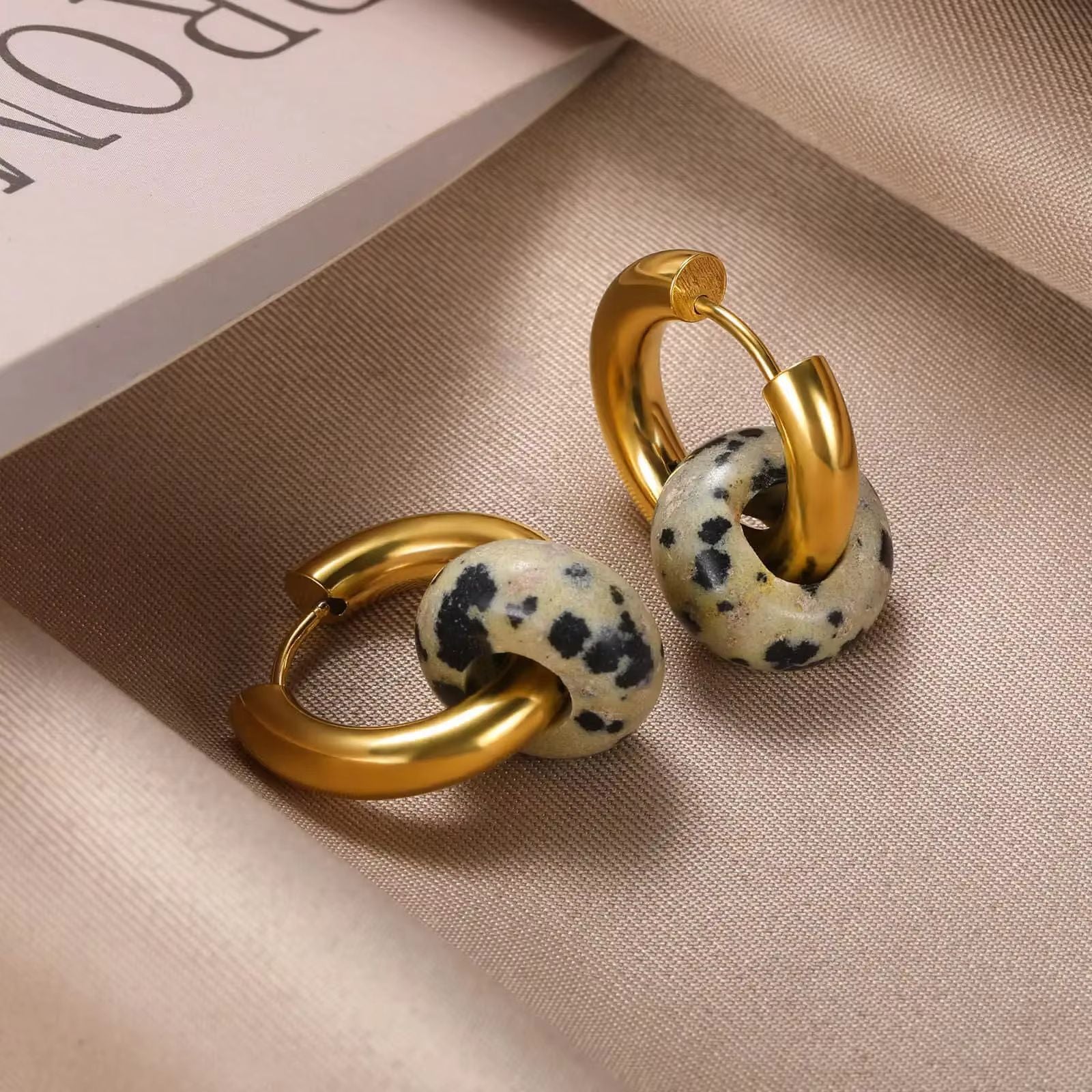 Wholesale Stainless steel earrings plated with 18K gold and natural stone