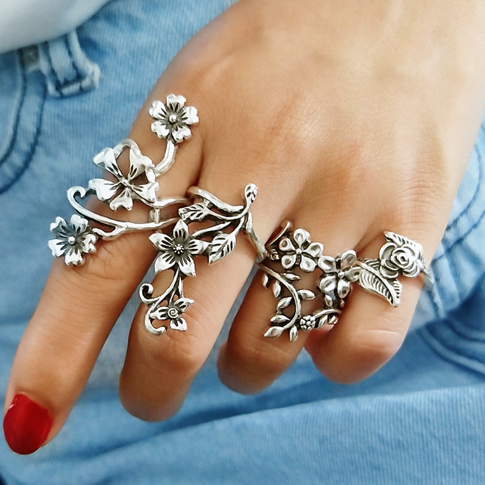 Wholesale Zinc Alloy Vintage Floral Vine Ring Set Ancient Silver Butterfly Design Everyday Fashion Jewelry Accessory