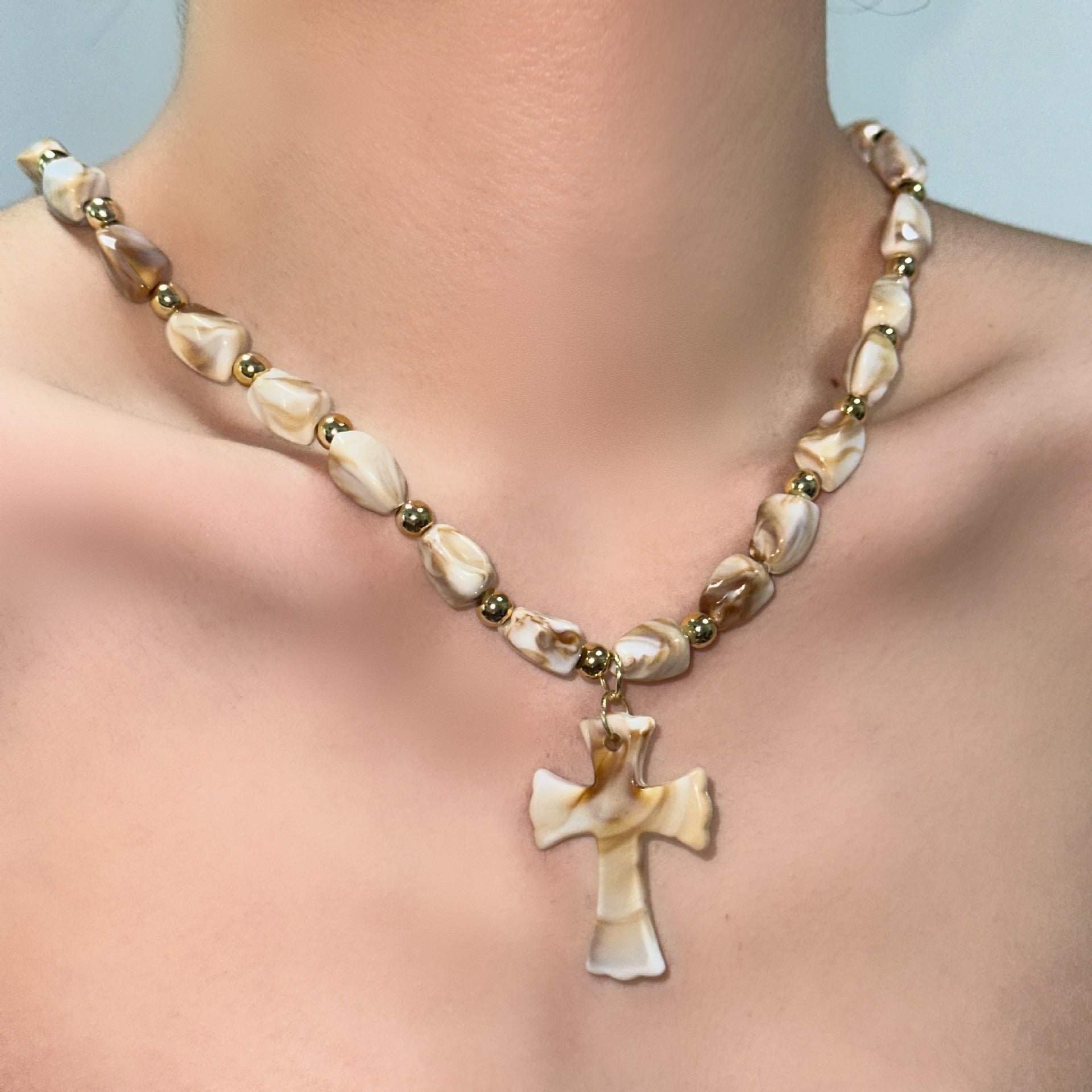 Wholesale Alloy Cross Pendant Necklace