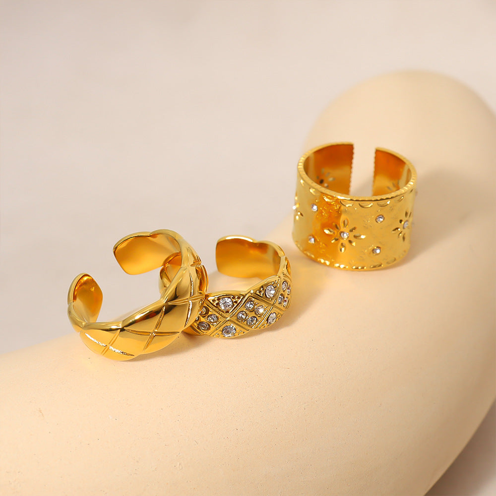 Wholesale  retro palace style carved ring hollow design titanium steel non-fading ring