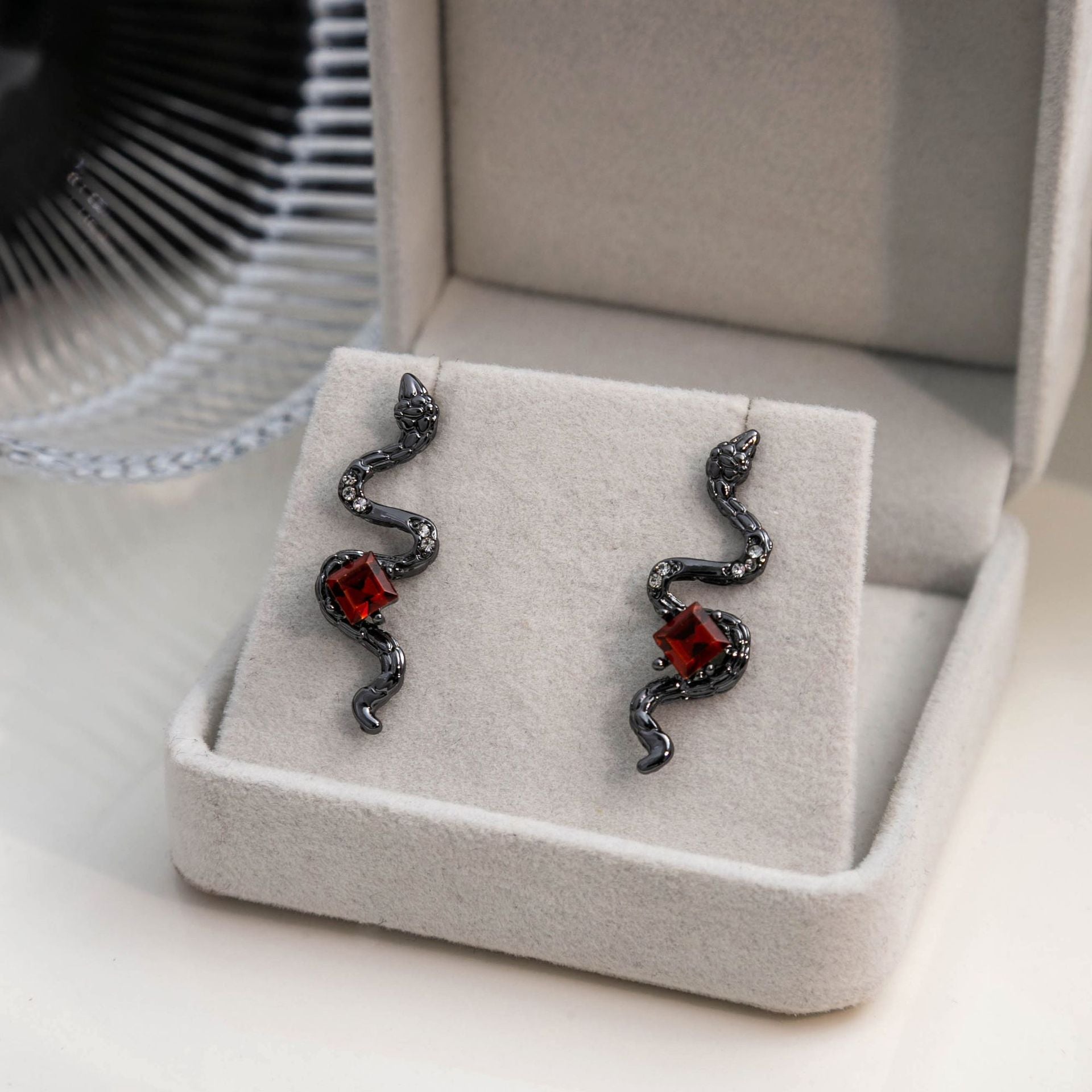 Wholesale Gothic Dark Style Snake-shaped Diamond Earrings