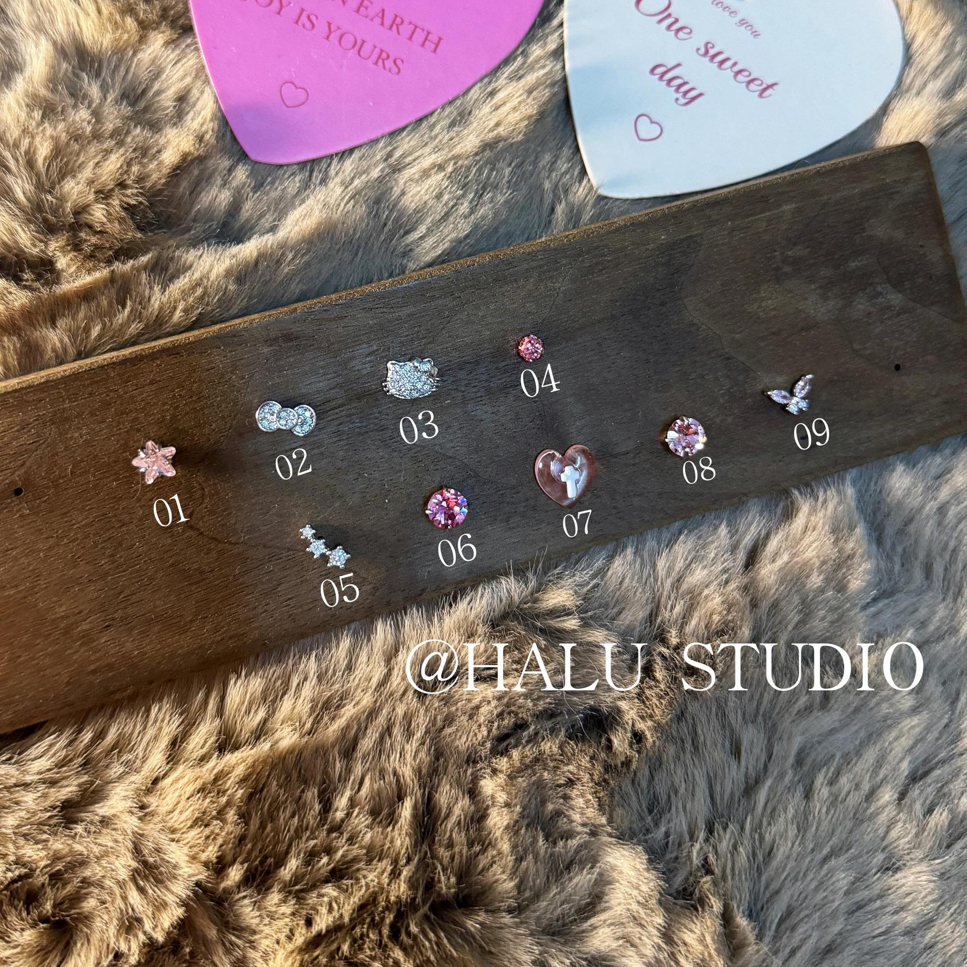 Wholesale Titanium Steel diamond stars earrings