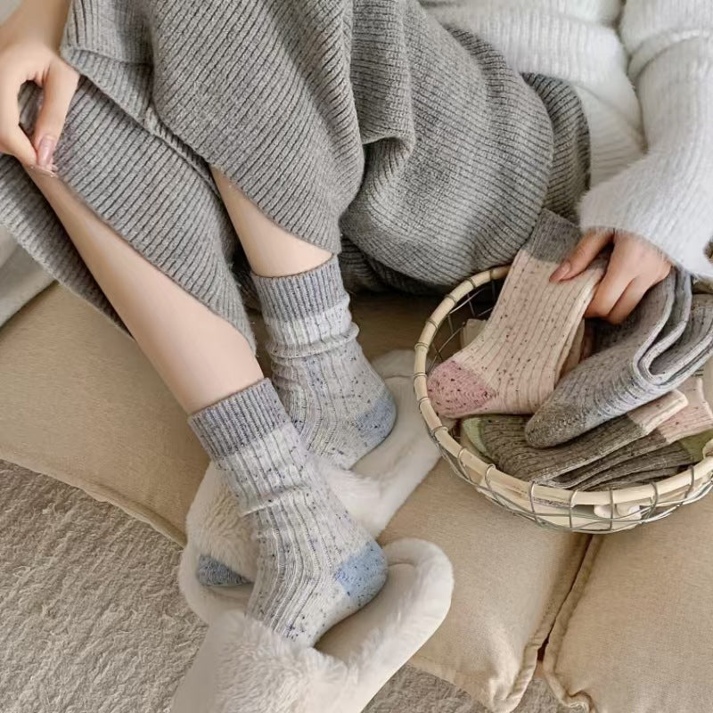 Wholesale autumn and winter thick thread socks