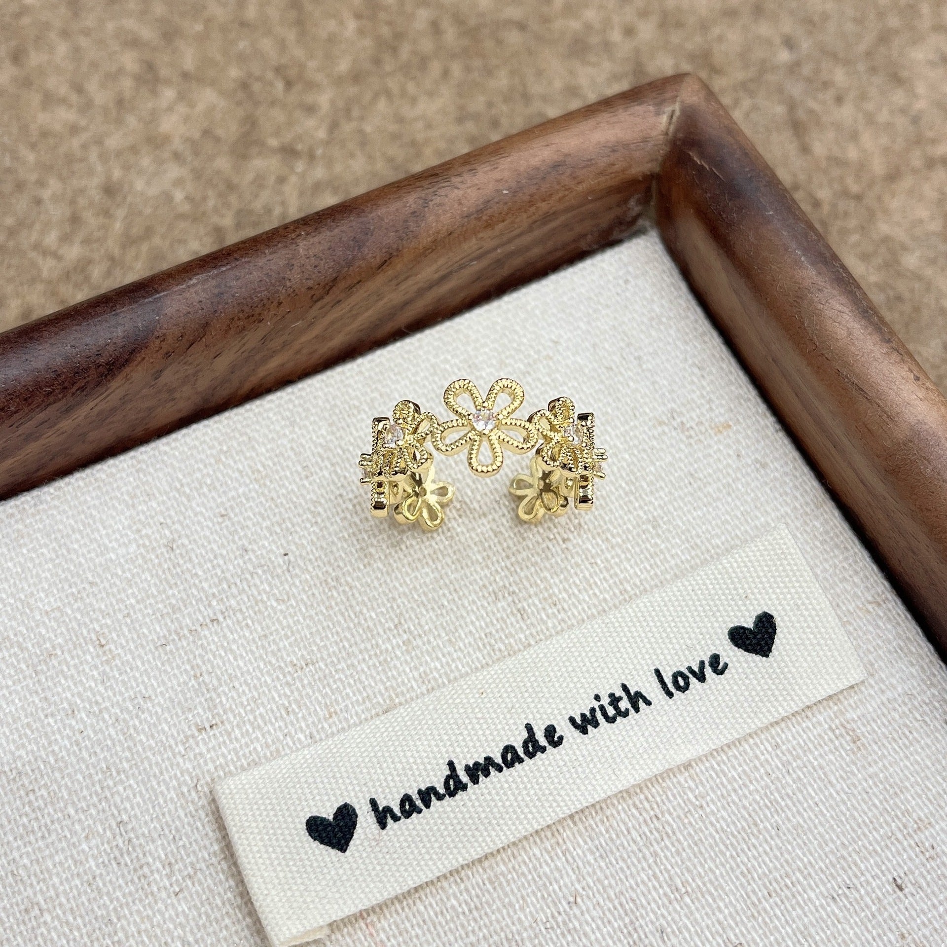 Wholesale Geometric brushed small flower  ring