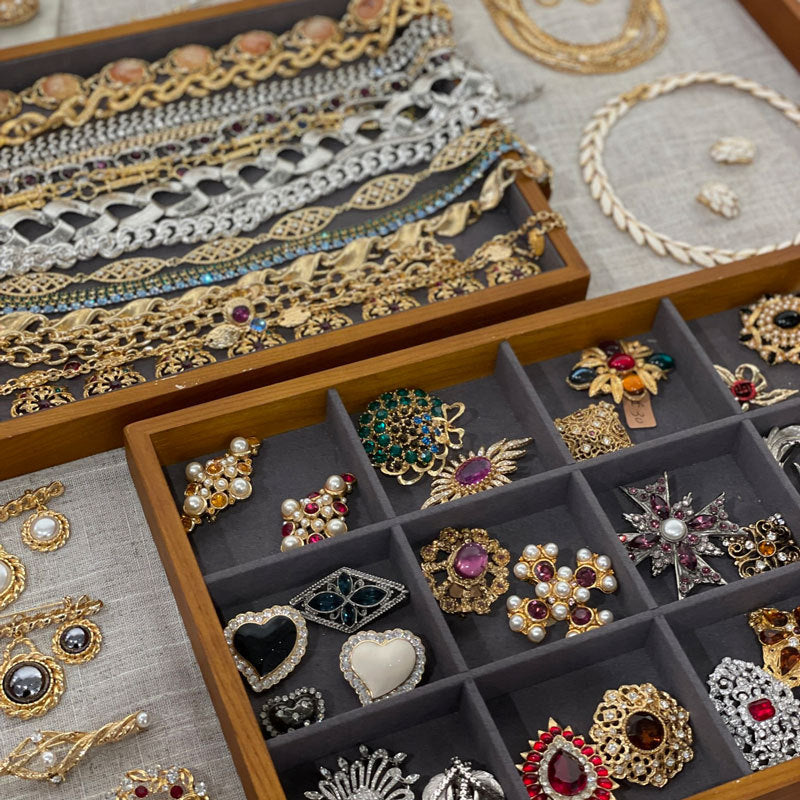 Wholesale Vintage Middle-aged Earrings Silver Needle Retro Temperament Earrings ACC-ES-Weim006