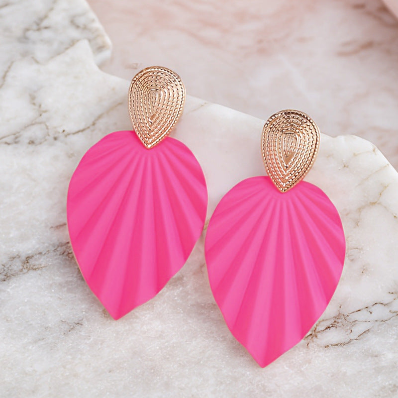 Wholesale color leaves metal  exaggerated  earrings