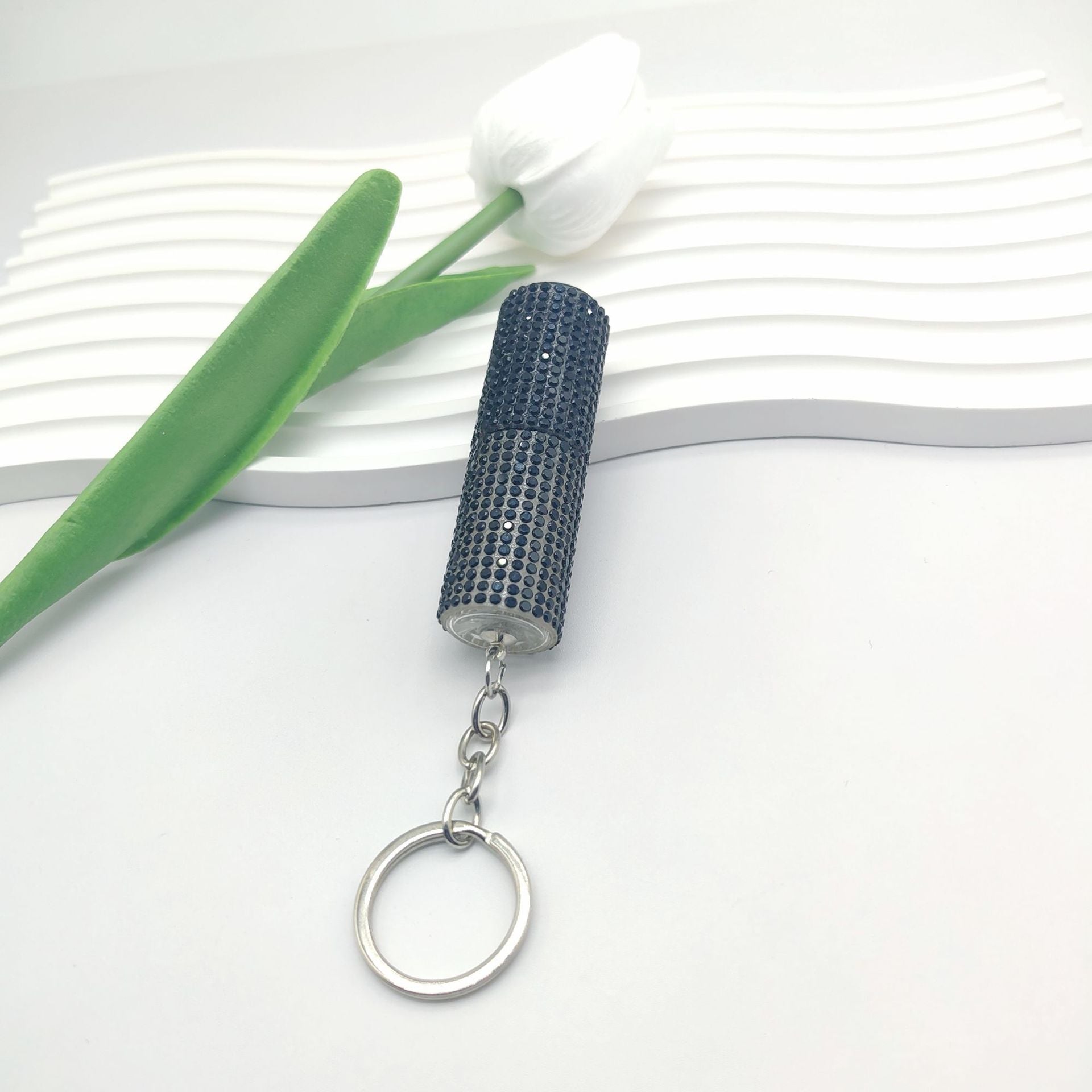 Wholesale Fashion Mini 5ml Diamond Split Perfum Bottle Keychain Small Exquisite Color Portable