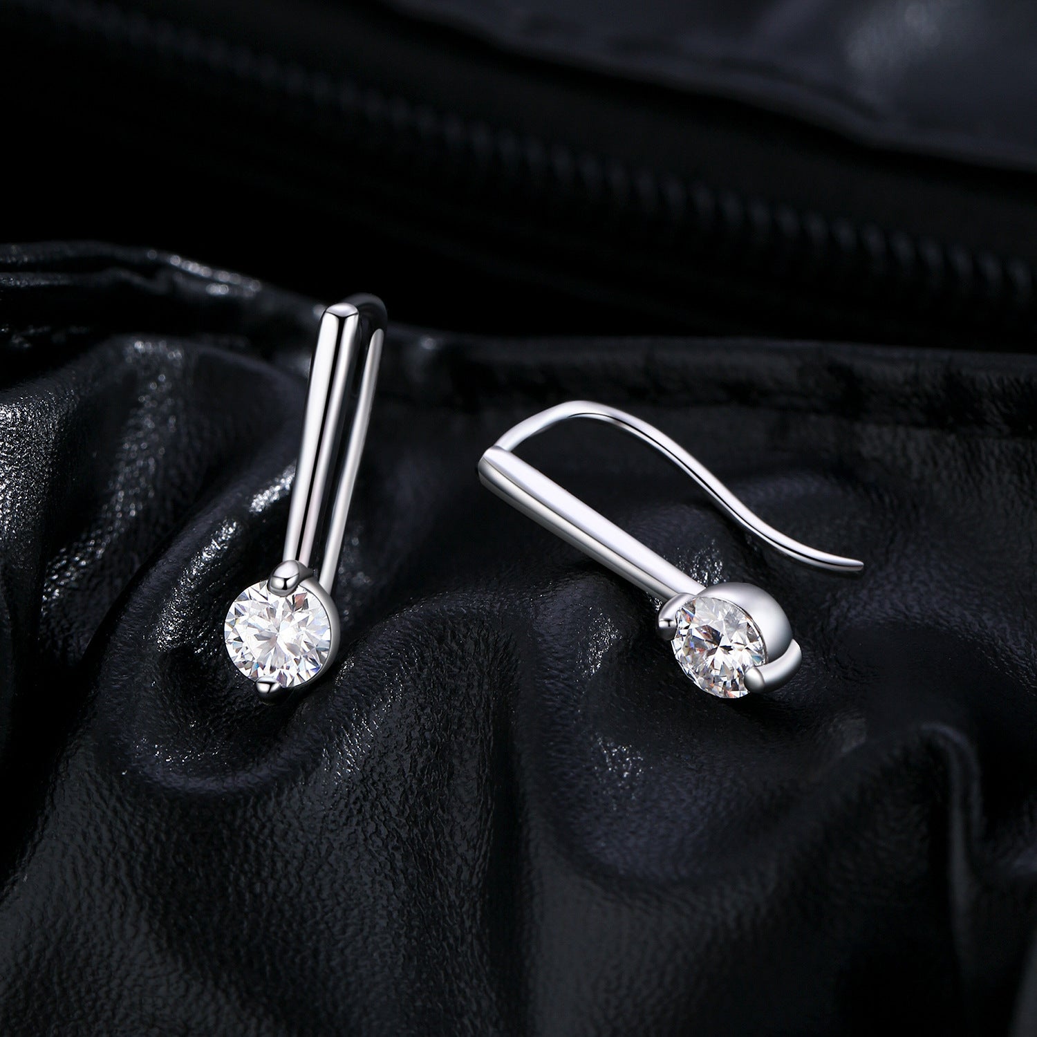 Wholesale diamond s925 silver temperament ear hook flash diamond earrings