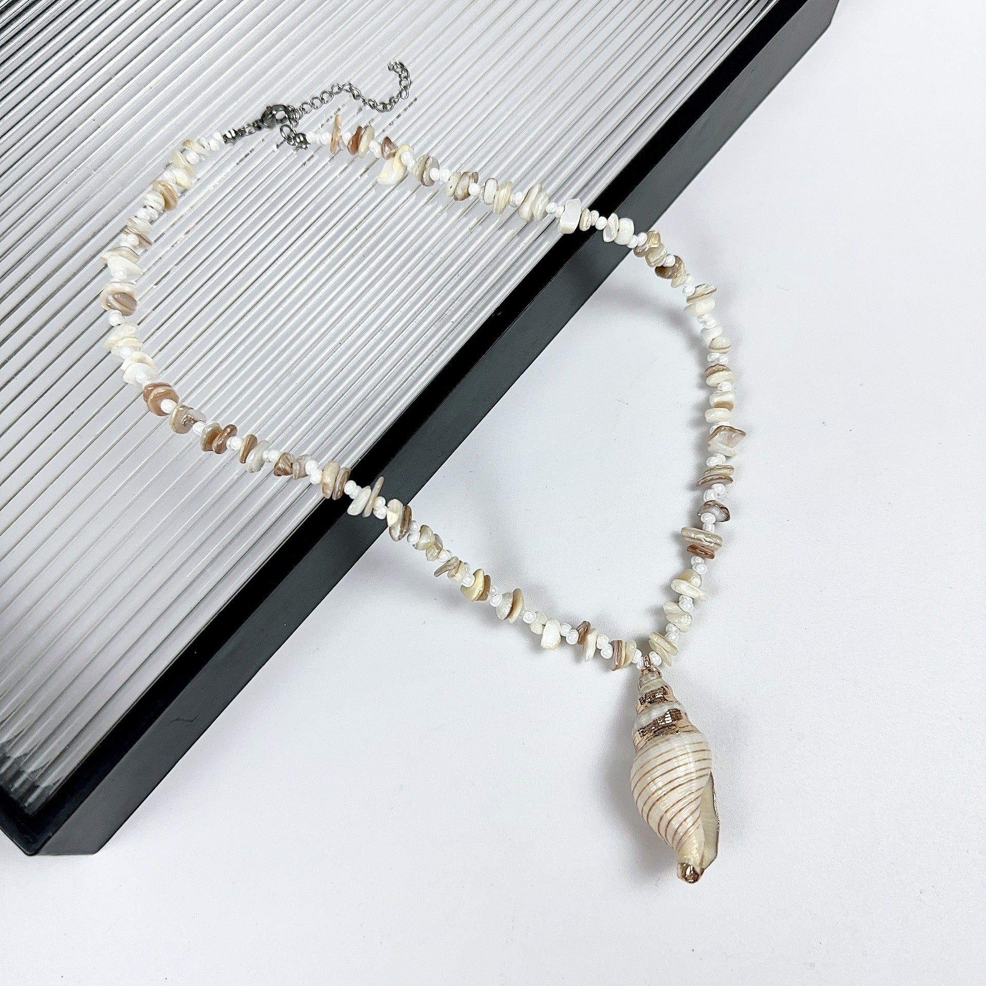 Wholesale Dopamine Color Beaded Necklace